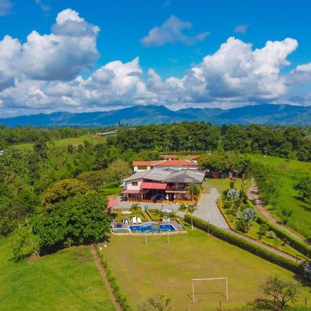 Finca Turistica Los Alpes Quimbaya Exteriör bild