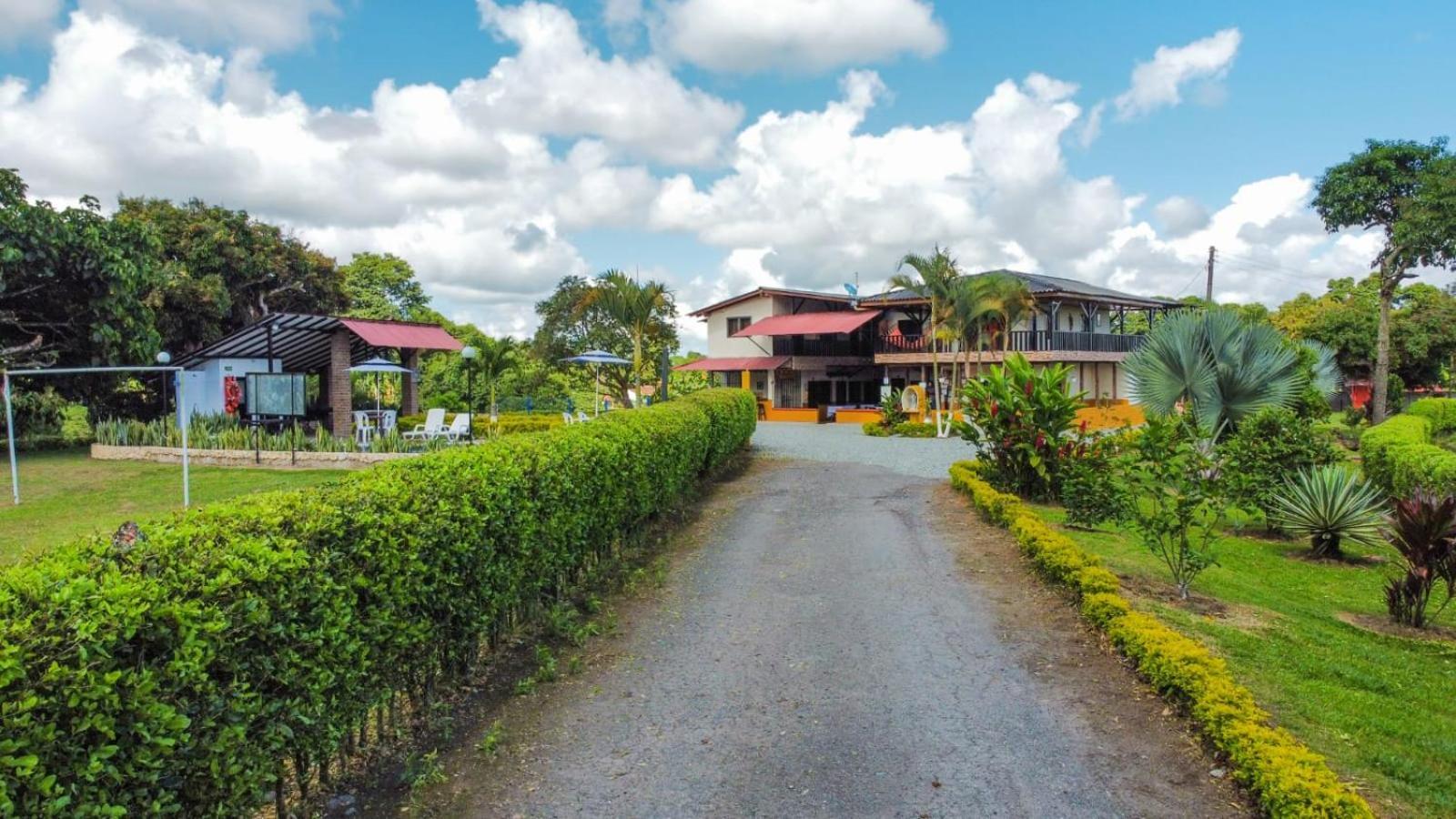 Finca Turistica Los Alpes Quimbaya Exteriör bild